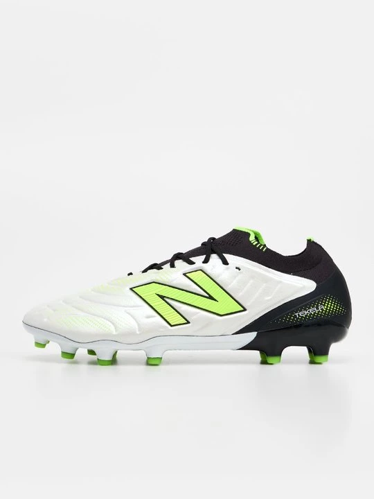 Obrázek produktu Kopačky pro pevný povrch New Balance