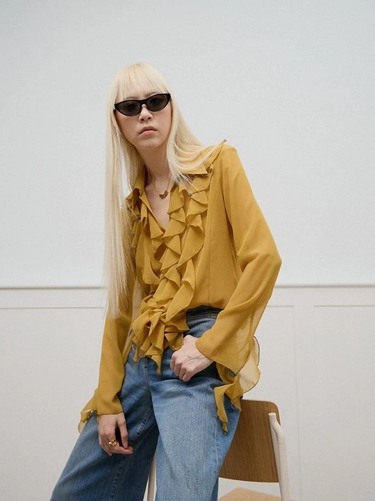 Obrázek produktu Košilová halenka Versace Jeans Couture hořčicově žlutá
