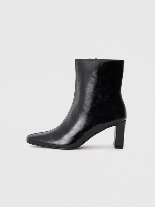 Obrázek produktu Kotníková obuv na vysokém podpatku Even&Odd Wide Fit
