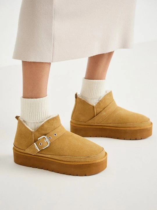 Obrázek produktu Kotníkové boty na platformě Even&Odd Wide Fit By Zalando koňaková
