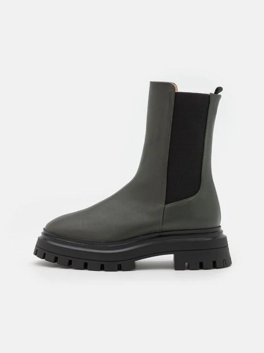Obrázek produktu Kotníkové boty na platformě Stuart Weitzman