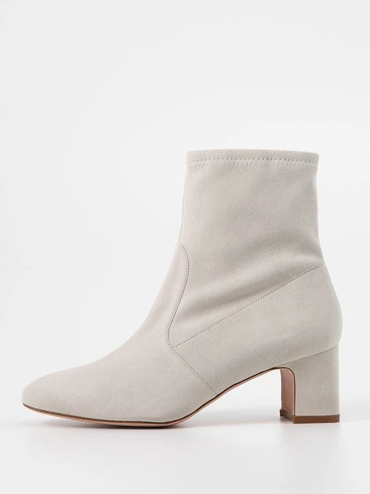 Obrázek produktu Kotníkové boty Stuart Weitzman