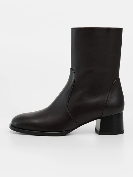 Obrázek produktu Kotníkové boty Stuart Weitzman