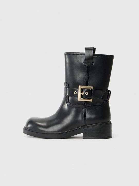 Obrázek produktu Kovbojské / motorkářské kotníkové boty Armani Exchange černá