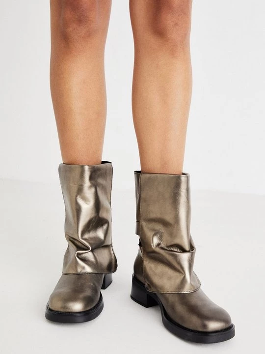 Obrázek produktu Kovbojské/motorkářské kotníkové boty Steve Madden zlatá barva