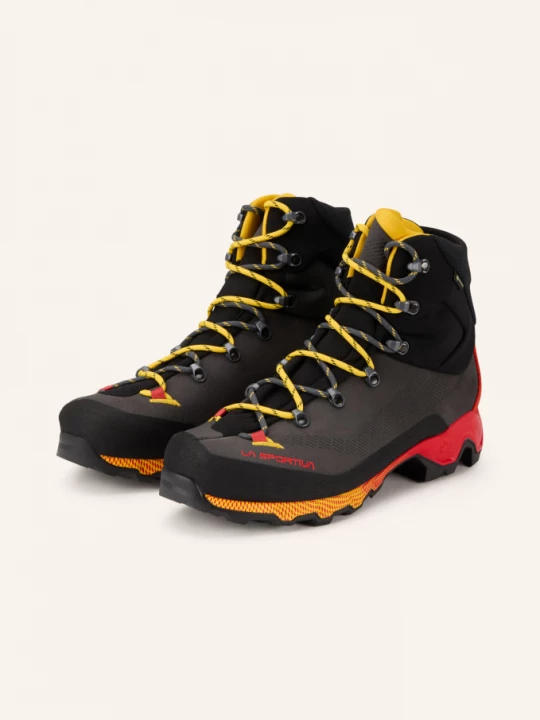 Obrázek produktu La Sportiva Horské Boty Aequilibrium Trek Gtx černá / červená / žlutá