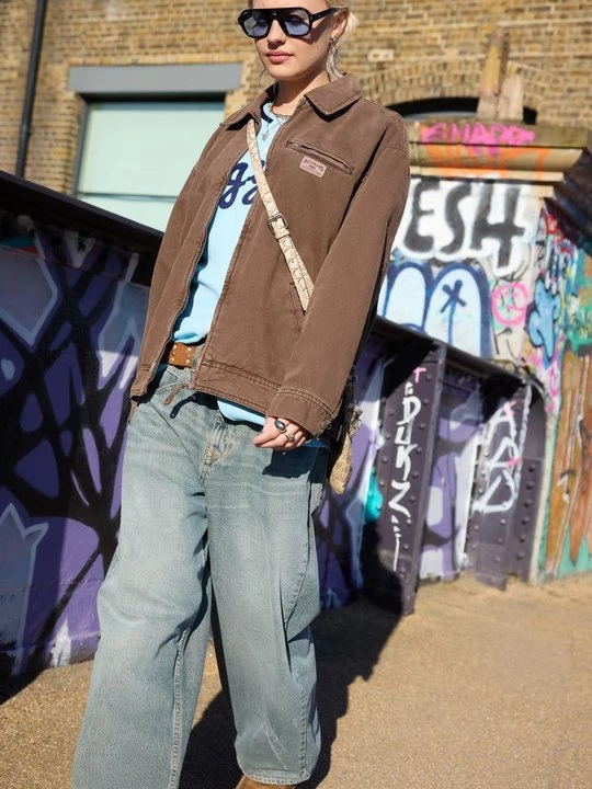 Obrázek produktu Lehká bunda BDG Urban Outfitters hnědá