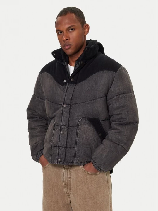 Obrázek produktu Levi'® Vatovaná bunda Wild West 004EX-0001 Šedá Regular Fit Levi's