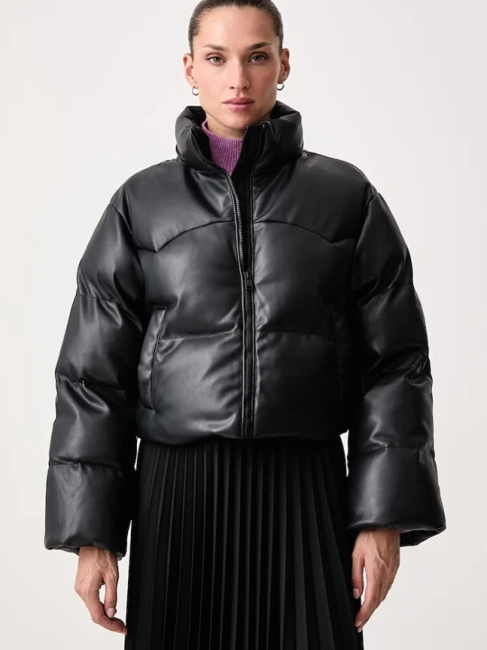 Obrázek produktu Levi's krátká bunda dámská PALMER CROPPED PUFFER černá