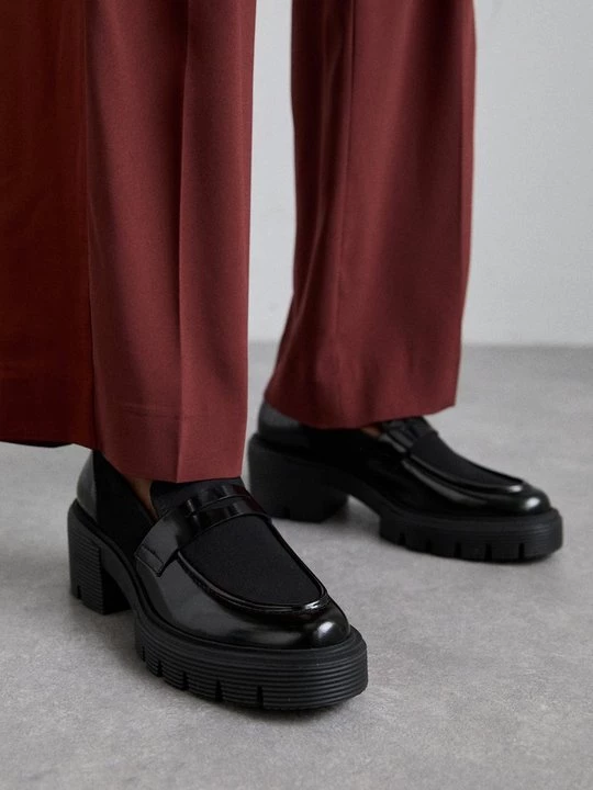Obrázek produktu Lodičky s platformou Stuart Weitzman černá