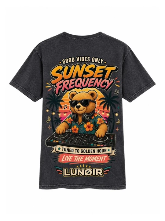 Obrázek produktu LUNØIR Studio Tričko 'Sunset Frequency' černá