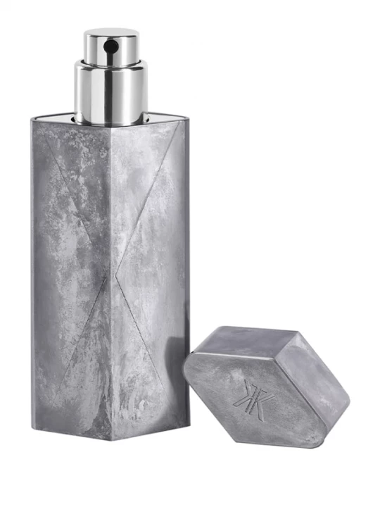 Obrázek produktu Maison Francis Kurkdjian Globe Trotter - Zinc Edition Travel Spray Case