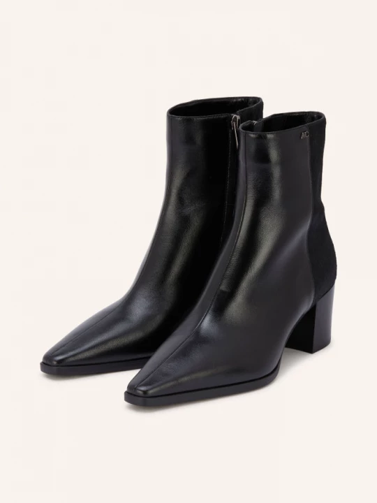 Obrázek produktu Marc Cain Kotníkové Boty 900 black new