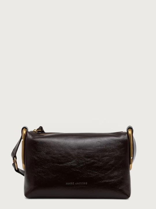Obrázek produktu MARC JACOBS crossbody kabelka dámská kožená MEDIUM SHOULDER hnědá