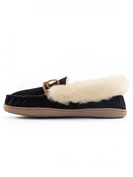 Obrázek produktu Minnetonka Mokasíny 'Alpinsheepskin' krémová / světle hnědá / černá