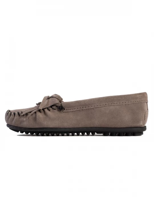 Obrázek produktu Minnetonka Mokasíny 'Kilty' šedá
