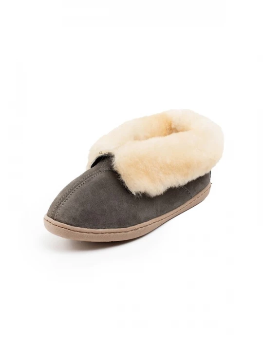 Obrázek produktu Minnetonka Pantofle 'Sheepshin' béžová / šedá