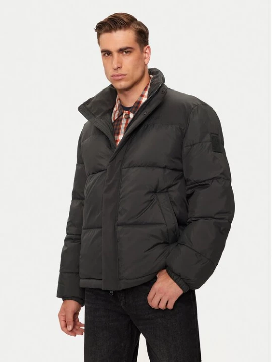 Obrázek produktu Mustang Zimní bunda Oakfield 1015607 Černá Regular Fit