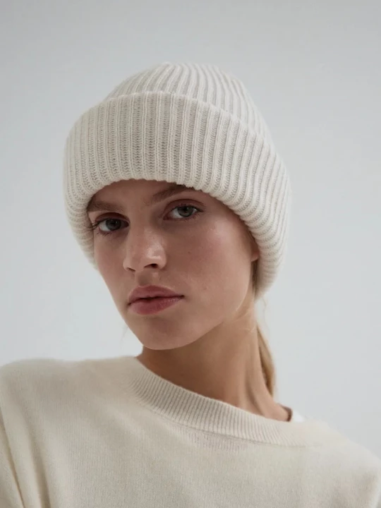 Obrázek produktu Muuv. Muuv čepice dámská z merino vlny BREA béžová