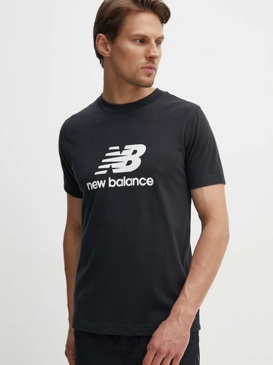 Obrázek produktu New Balance Bavlněné tričko Sport Essentials černá