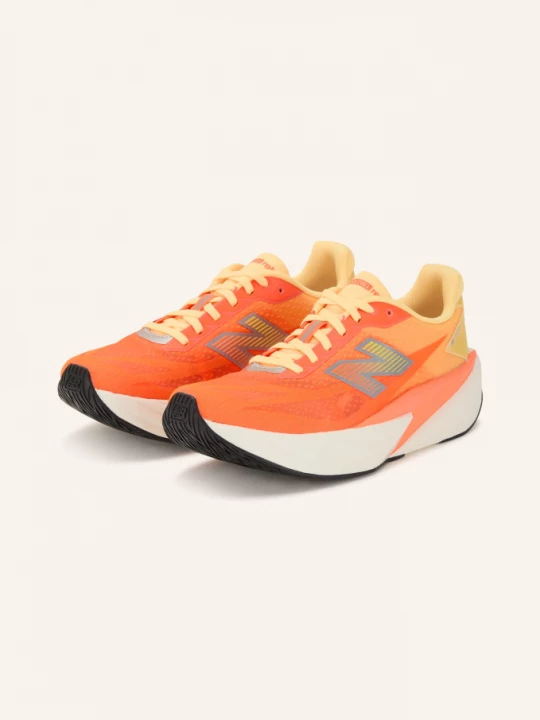 Obrázek produktu New Balance Běžecké Boty Fuelcell Rebel v5 neonově oranžová / stříbrná