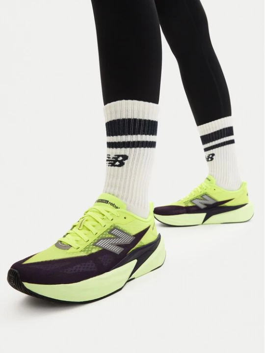 Obrázek produktu New Balance Běžecké boty FuelCell Rebel v5 WFCX3PE Zelená