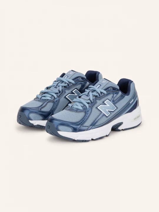 Obrázek produktu New Balance Sneakersy 740 tmavě modrá / tmavě modrá