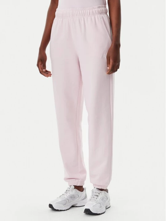 Obrázek produktu New Balance Teplákové kalhoty Essentials WP41500 Růžová Relaxed Fit