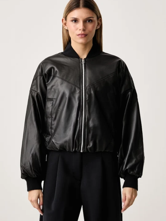 Obrázek produktu Nike Sportswear bomber dámský z imitace kůže Therma-FIT černá