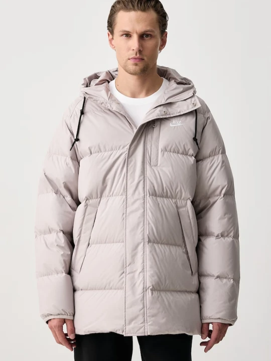 Obrázek produktu Nike Sportswear péřová bunda pánská Club Therma-FIT béžová