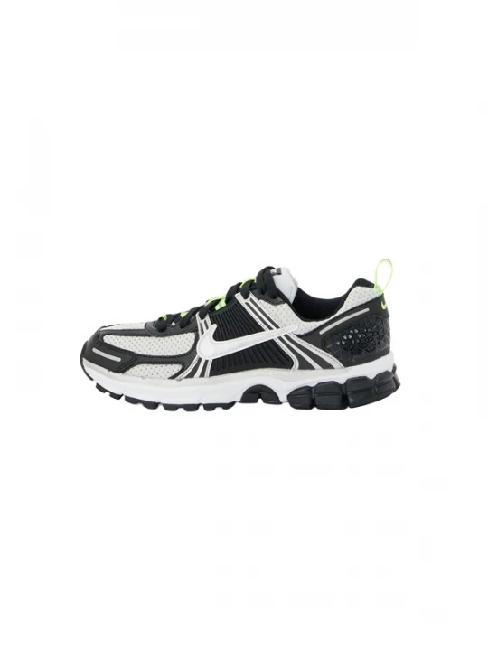 Obrázek produktu Nike Sportswear Tenisky 'Vomero 5' černá / bílá