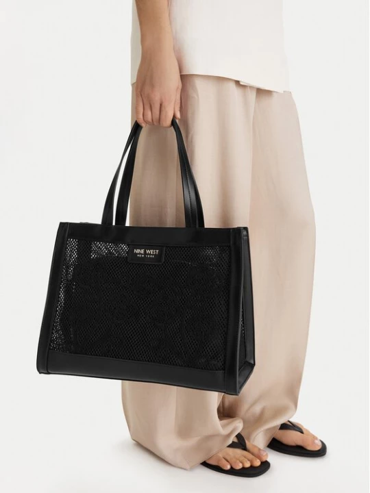 Obrázek produktu Nine West Kabelka CEO-Wall Street Glow-KY319 Černá