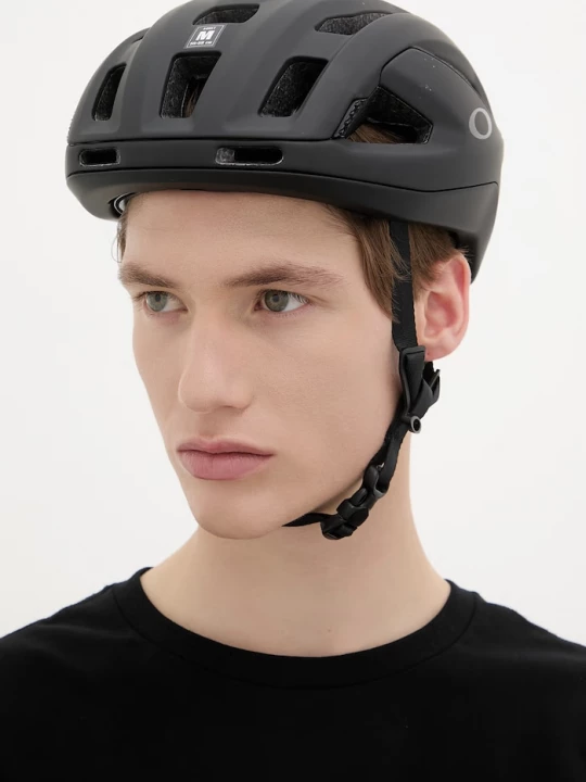 Obrázek produktu Oakley cyklistická helma pánská ARO3 Endurance černá