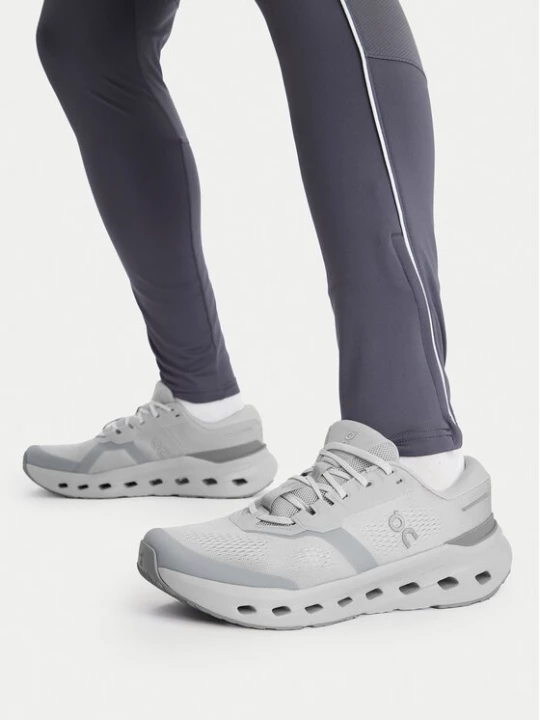 Obrázek produktu On Běžecké boty Cloudrunner 3 3MG10071536 Šedá