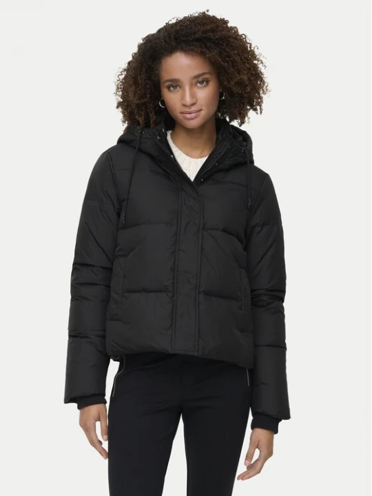 Obrázek produktu ONLY Vatovaná bunda Alice 15316455 Černá Regular Fit