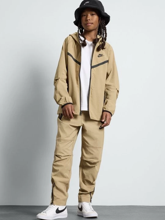 Obrázek produktu Outdoorová bunda Nike béžová