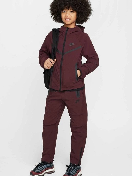 Obrázek produktu Outdoorová bunda Nike bordó