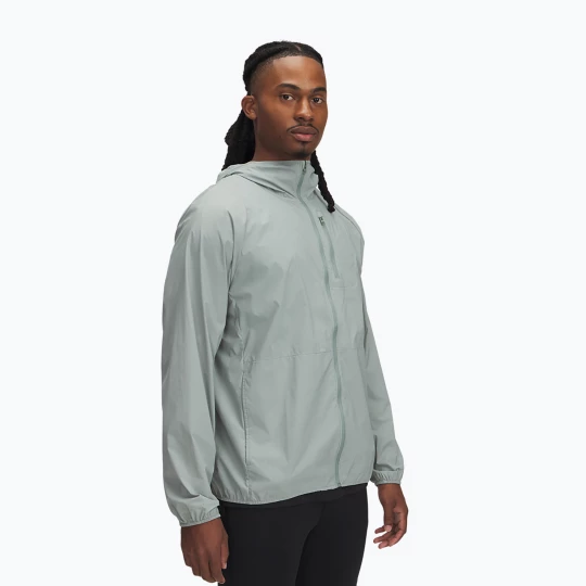 Obrázek produktu Pánská běžecká bunda Under Armour Launch Lightweight silica green / hydro green