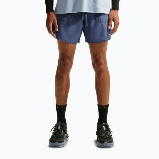 Obrázek produktu Pánské běžecké šortky Nike Stride Dri-Fit 2in1 7" diffused blue šedá