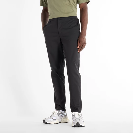 Obrázek produktu Pánské kalhoty New Balance MP43554BK – černé