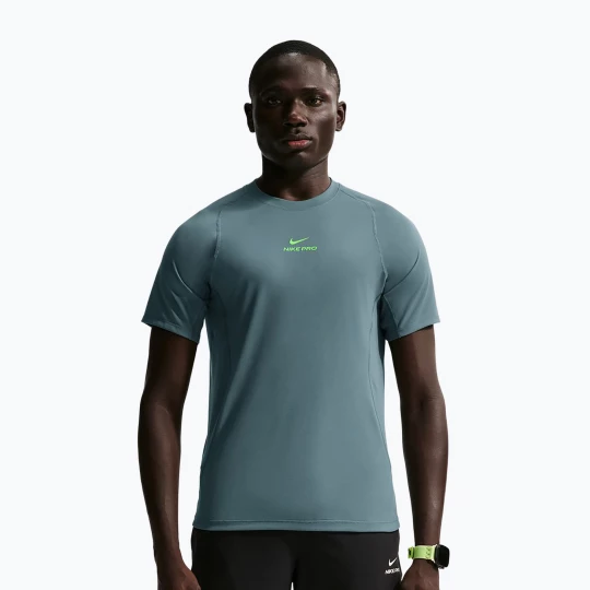 Obrázek produktu Pánské tréninkové tričko Nike Pro Training Dri-Fit mineral slate / green strike Modrá