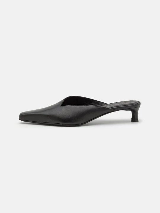 Obrázek produktu Pantofle By Malene Birger černá