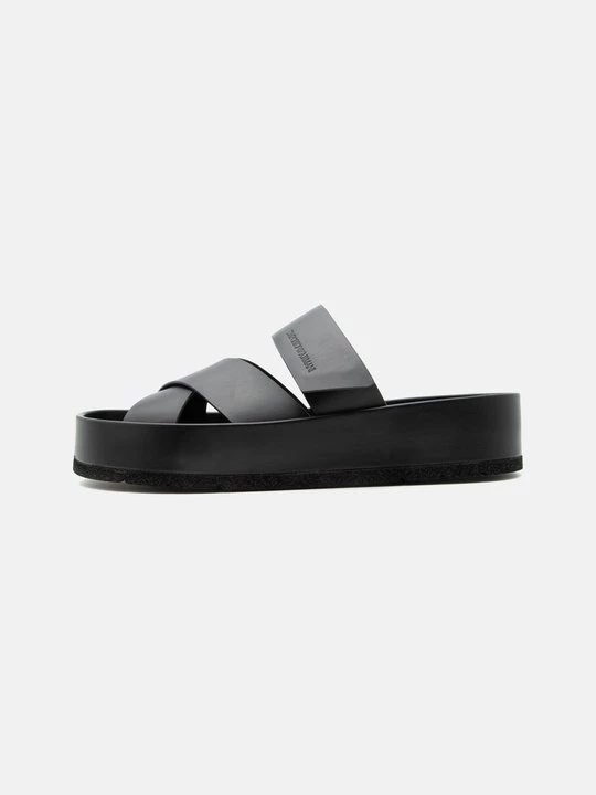 Obrázek produktu Pantofle Emporio Armani černá