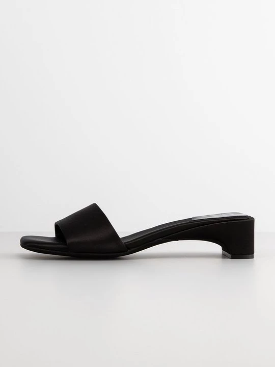 Obrázek produktu Pantofle Jeffrey Campbell černá
