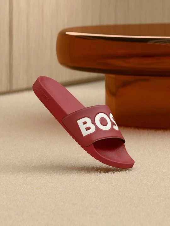 Obrázek produktu Pantofle k bazénu Boss tmavě červená