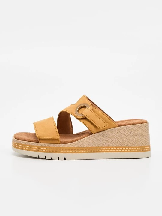 Obrázek produktu Pantofle na podpatku Clarks žlutá