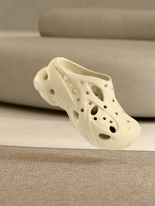 Obrázek produktu Pantofle na podpatku Crocs
