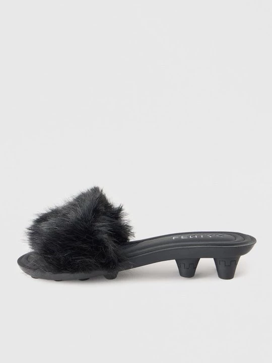 Obrázek produktu Pantofle na podpatku FENTY X PUMA stříbrná barva