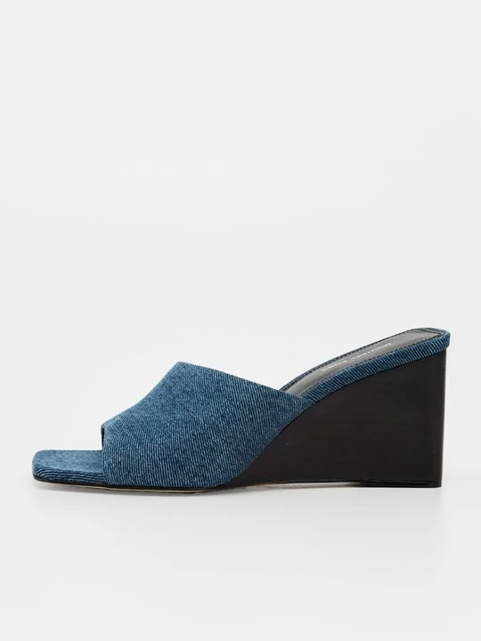 Obrázek produktu Pantofle na podpatku Michael Kors modrý denim