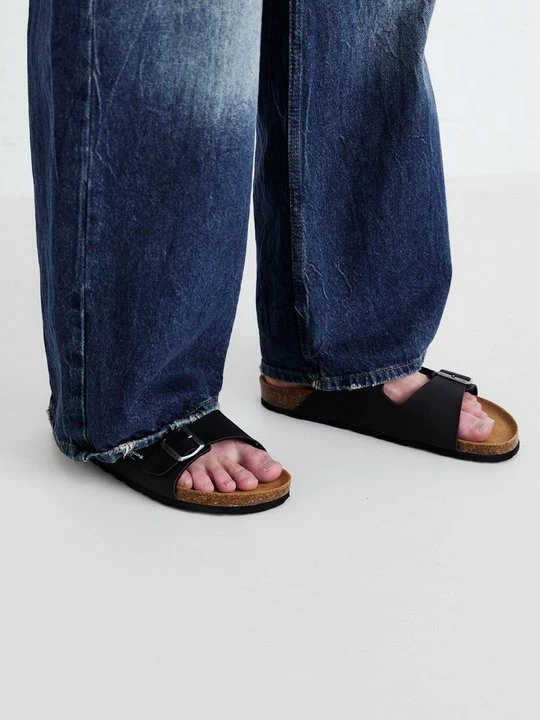 Obrázek produktu Pantofle Pepe Jeans černá